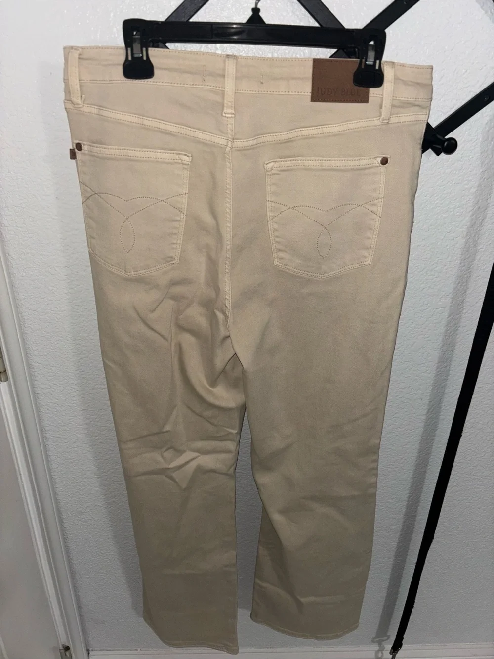 Judy Blue Beige Distressed Straight Leg Jeans Mid Rise Stretch Denim 15/32 - Picture 4 of 4